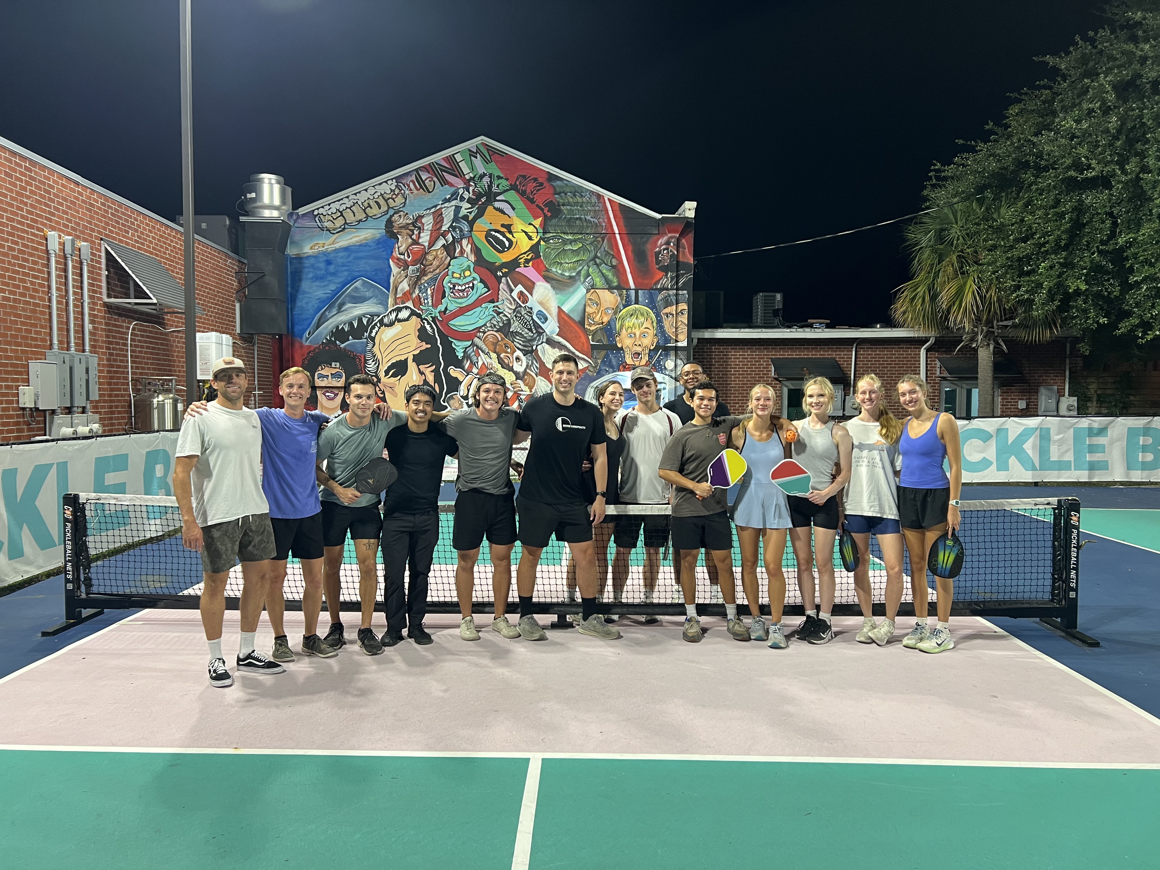 1LIFE pickleball night, group photo